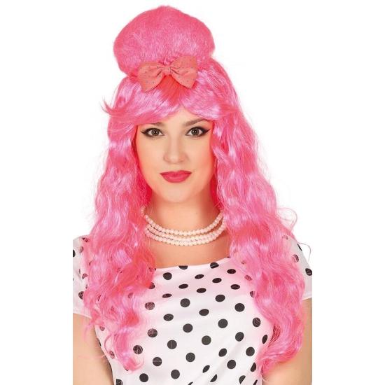 Peluca Pin Up Rosa años 50 con Moño Peluca Pin Up Rosa años 50 con Moño