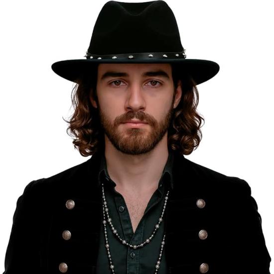 Sombrero de Fieltro Negro con Remaches Sombrero de Fieltro Negro con Remaches